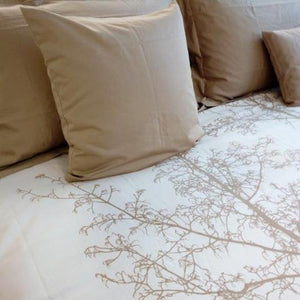 Magnificent Quilt Set in Husk/Natural Silhouette