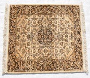 Silk Hand-knotted Persian Rug 